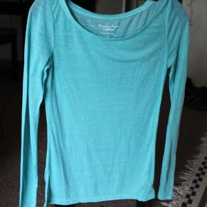 Super Light Super Soft Tee